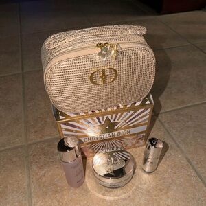 Dior💖 NEW DIOR HOLIDAY SKINCARE SET PURSE BEAUTY 💖Brand New